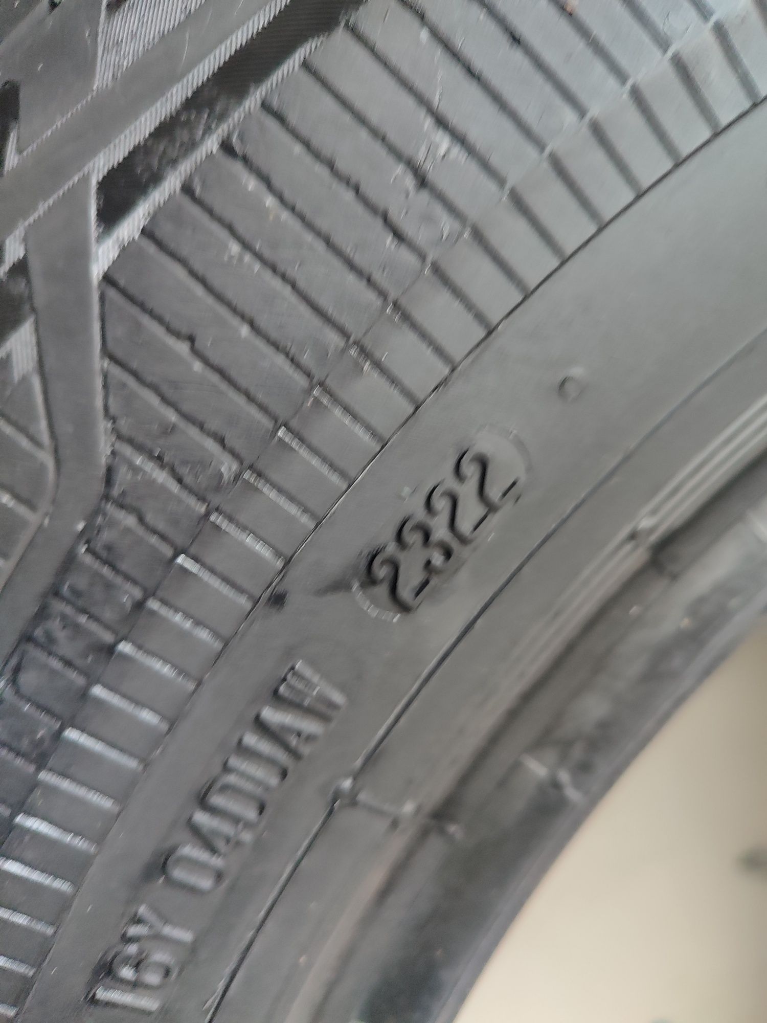 Шини continental 235/65 r16c. 22-й рік