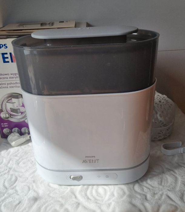 Elektryczny sterylizator parowy 4 w 1 Philips Avent SCF286