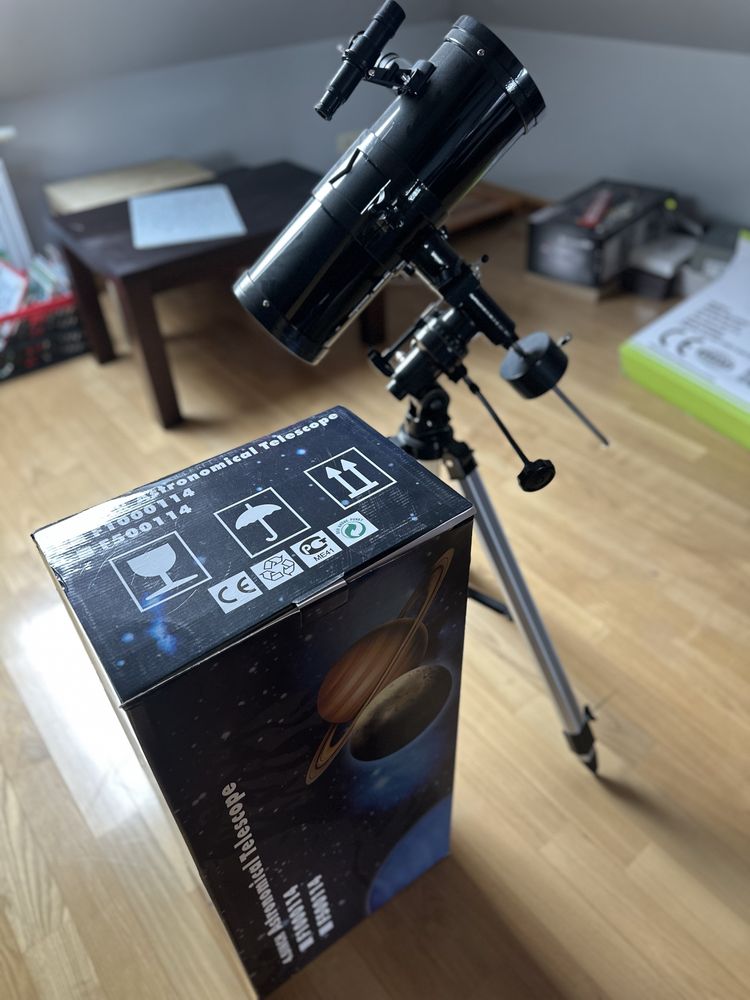 Teleskop astronomiczny F100.0114 4.5 cala – jak nowy!