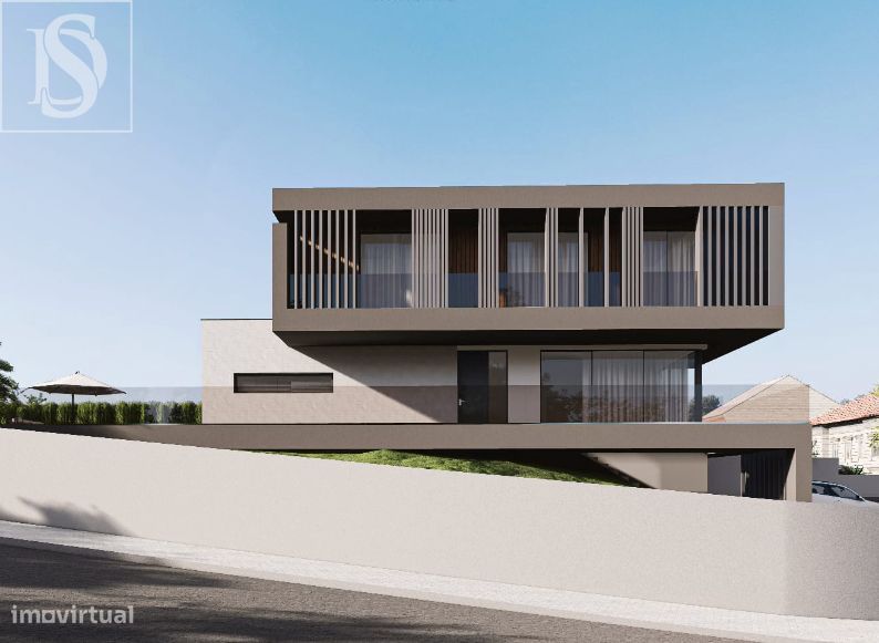 Moradia de Luxo, com Duas Magníficas Suítes e Jardim