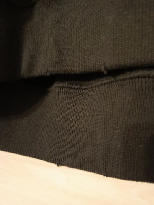 Piękna bluza z kapturem ciepła