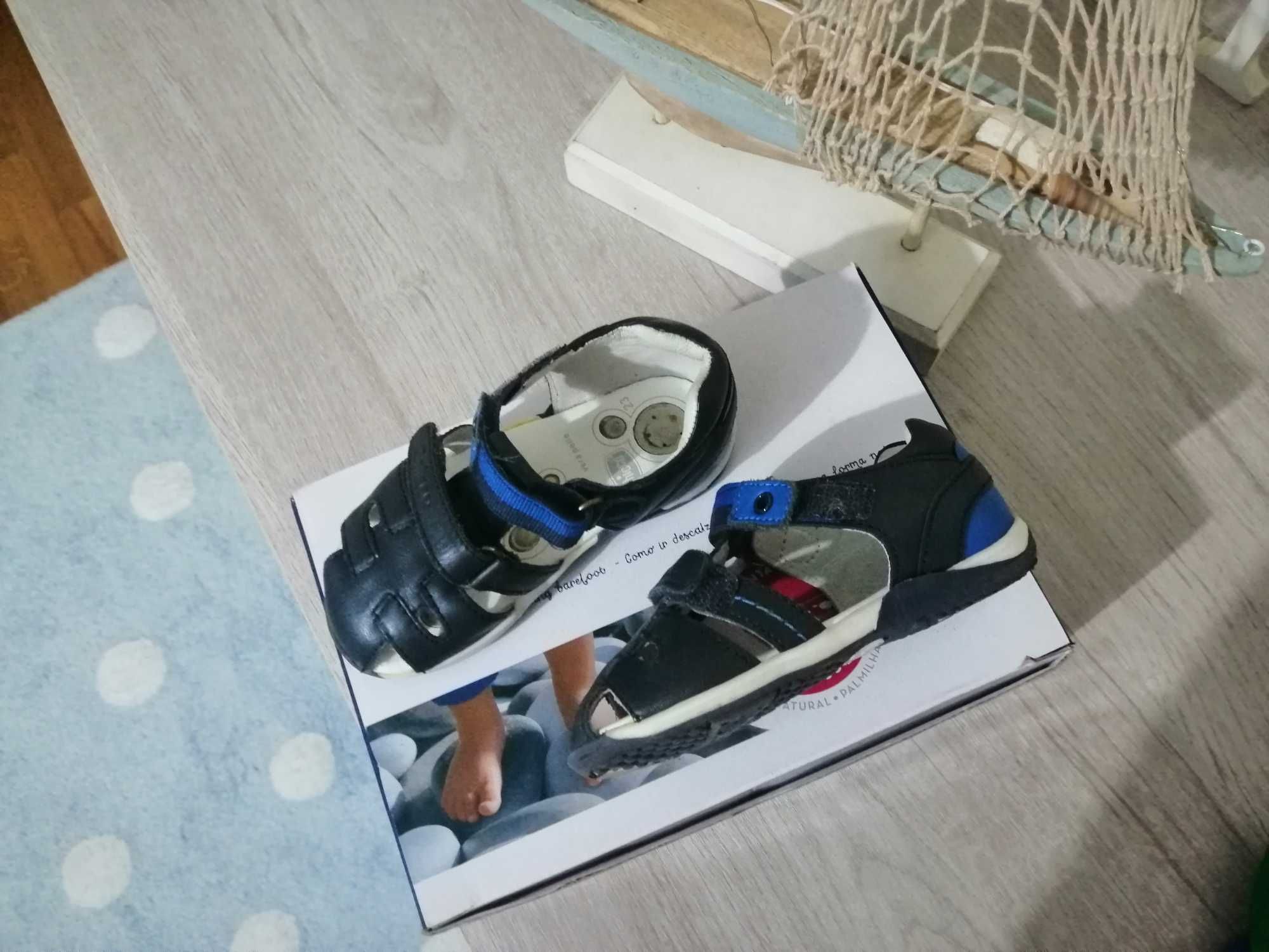 Sandálias Chicco com caixa
