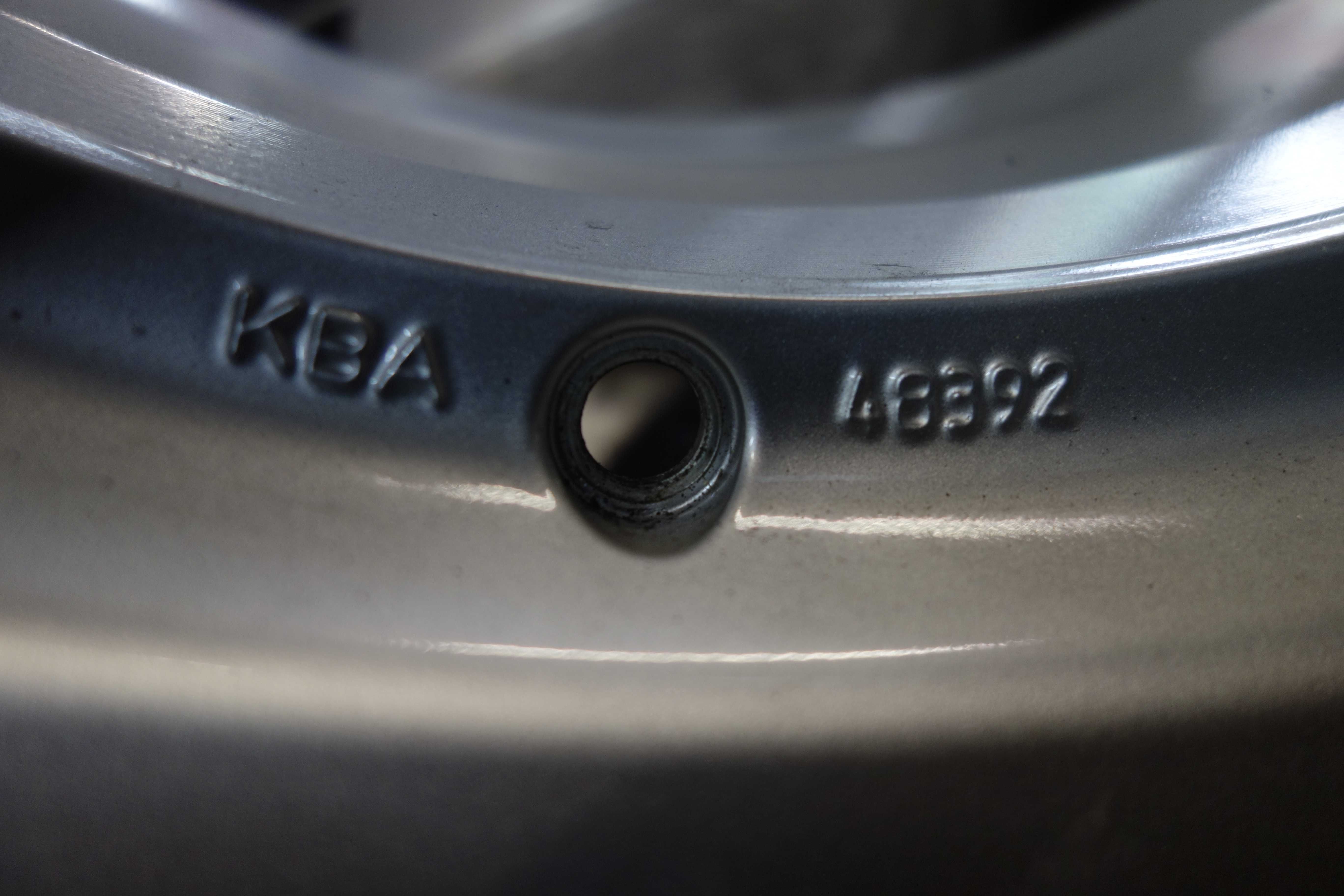 Alufelgi BORBET 16" 5x105 OPEL Astra Mokka Srebrne 547