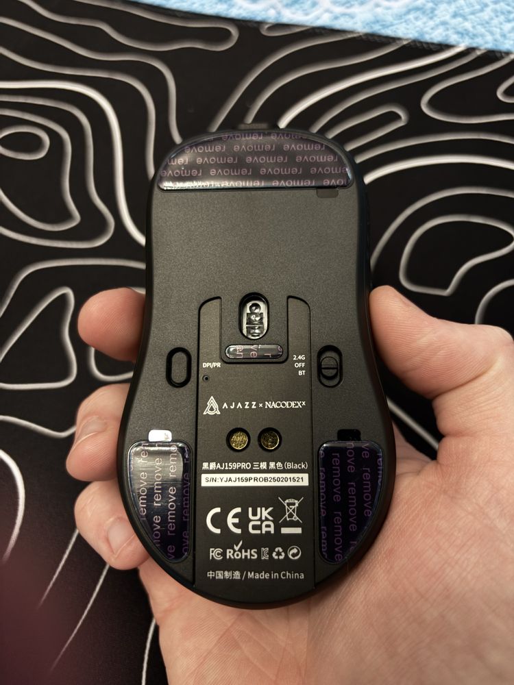 Мишка Ajazz AJ159PRO є Білі та Чорні