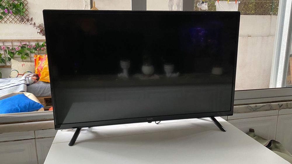 LED TV, marca Kunft