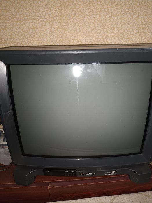 Продам телевизор.