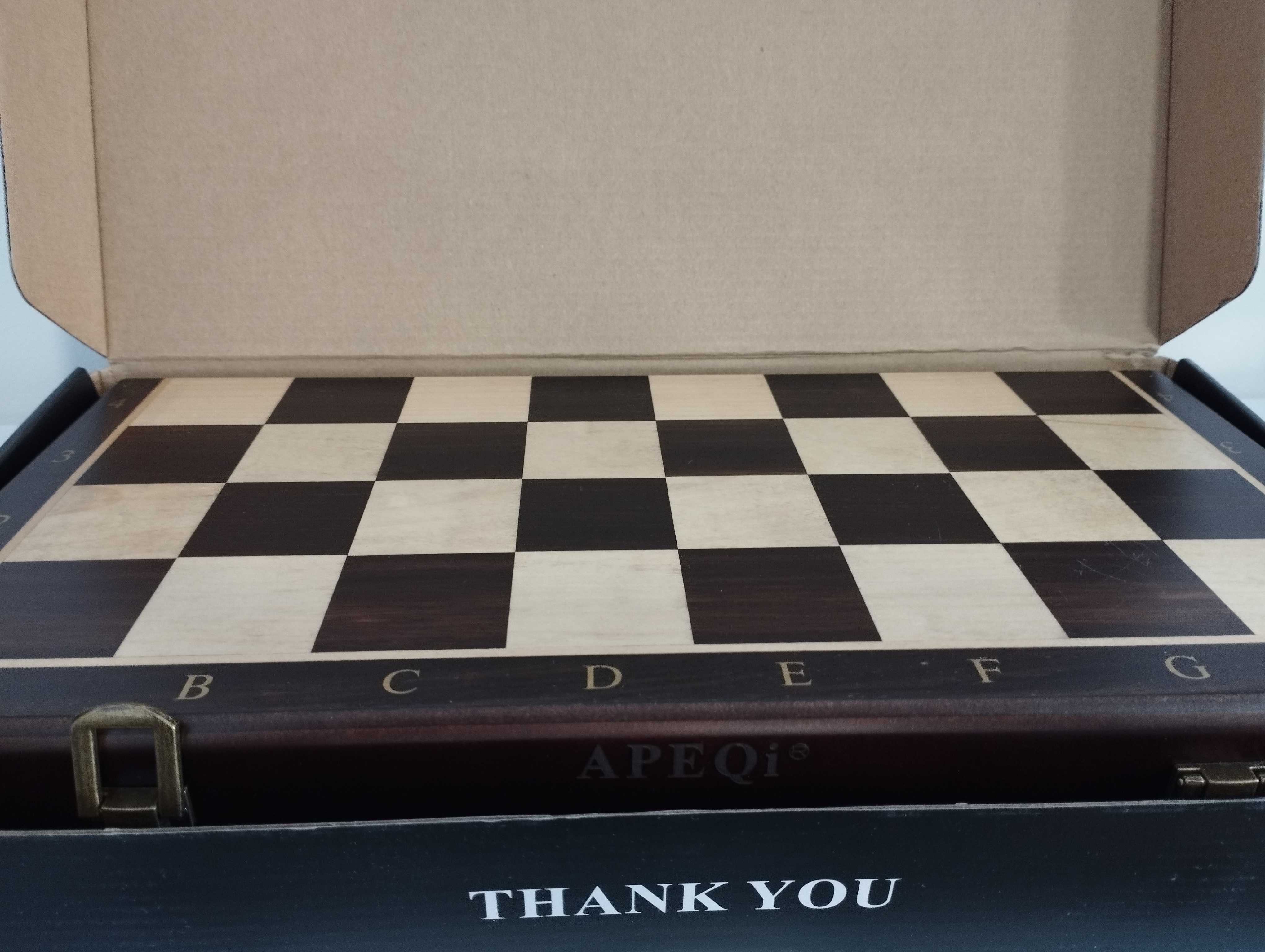Drewniana gra w szachy APEQi® Premium 38 x 38 cm