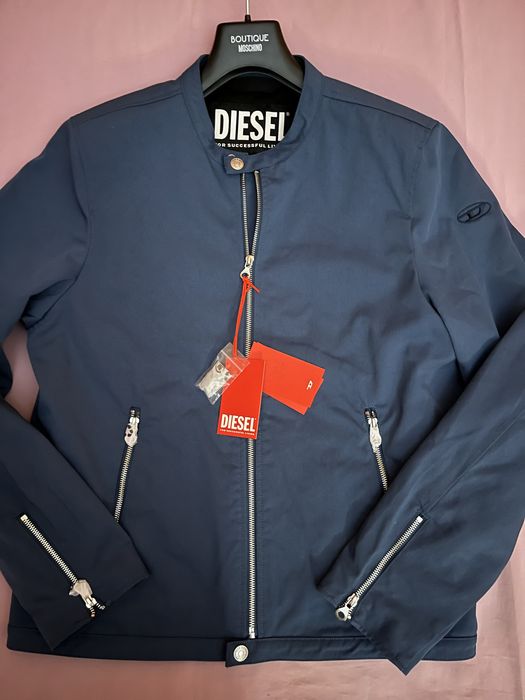 Wyprzedaż lekka kurtka męska Diesel.