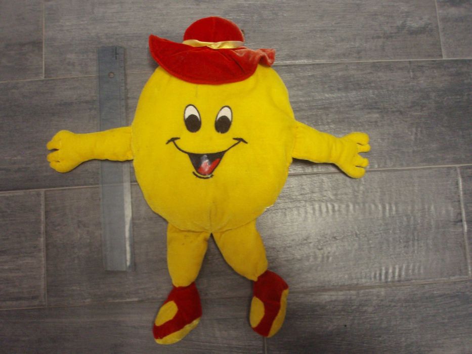 bonecos e bonecas antigos