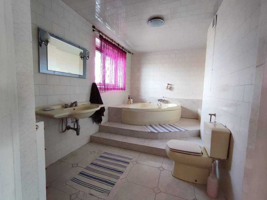 Pokój - duży, w domu z fajnymi ludźmi, sauna do dyspozycji, Siedliska