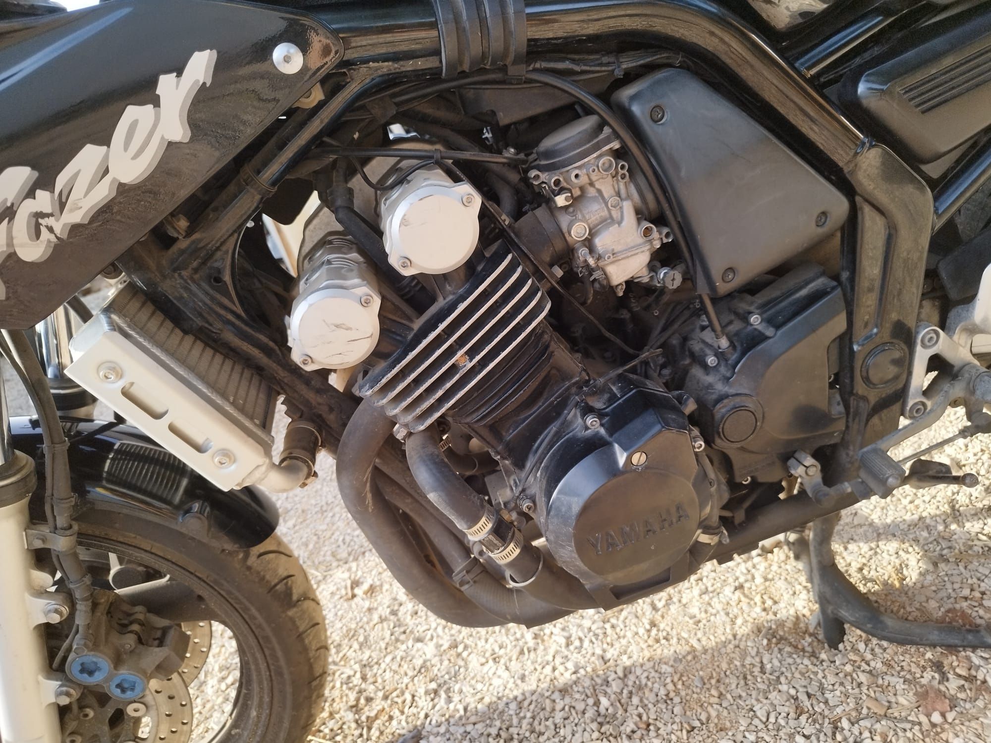 Yamaha Fazer 600