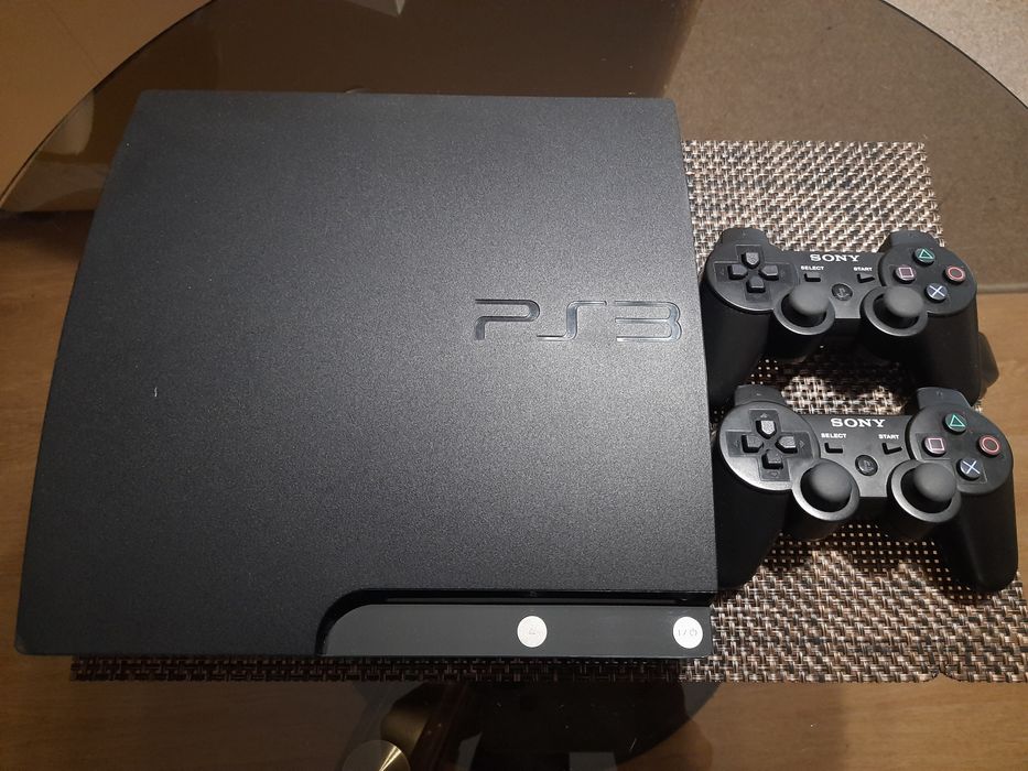 PS3 Slim 1TB + 80игр