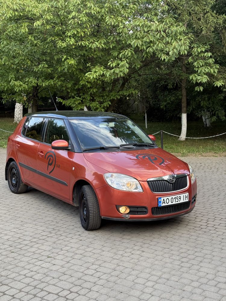 Продаю Škoda Fabia 1.4 газ/бензин