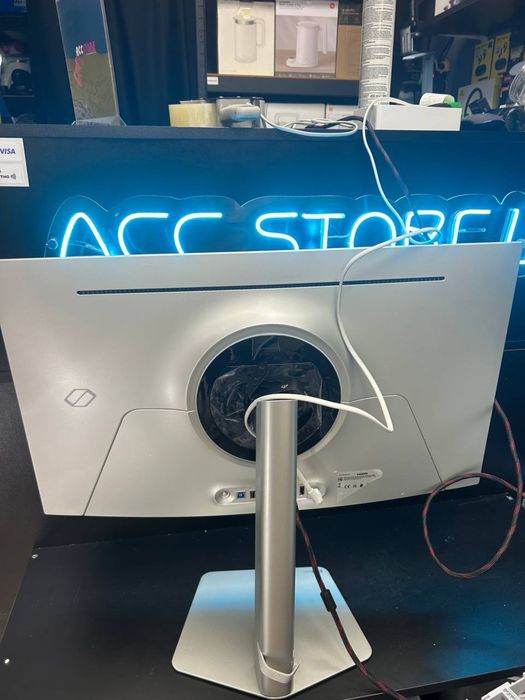 Монітор SAMSUNG Odyssey OLED G8 (LS32DG800SIXUA)