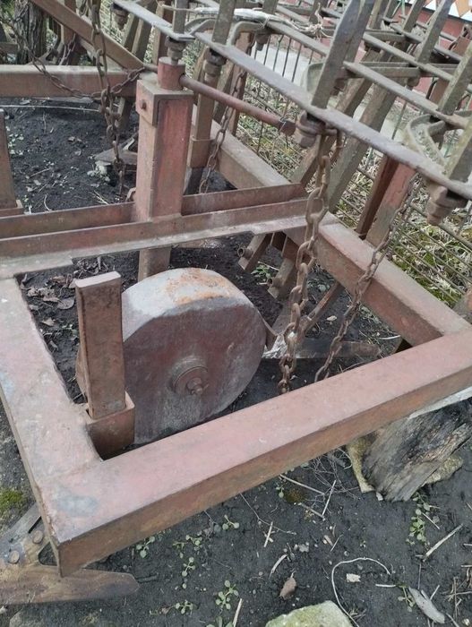 Плуг трохкорпусний 3-30 та культиватор до трактора МТЗ чи ЮМЗ