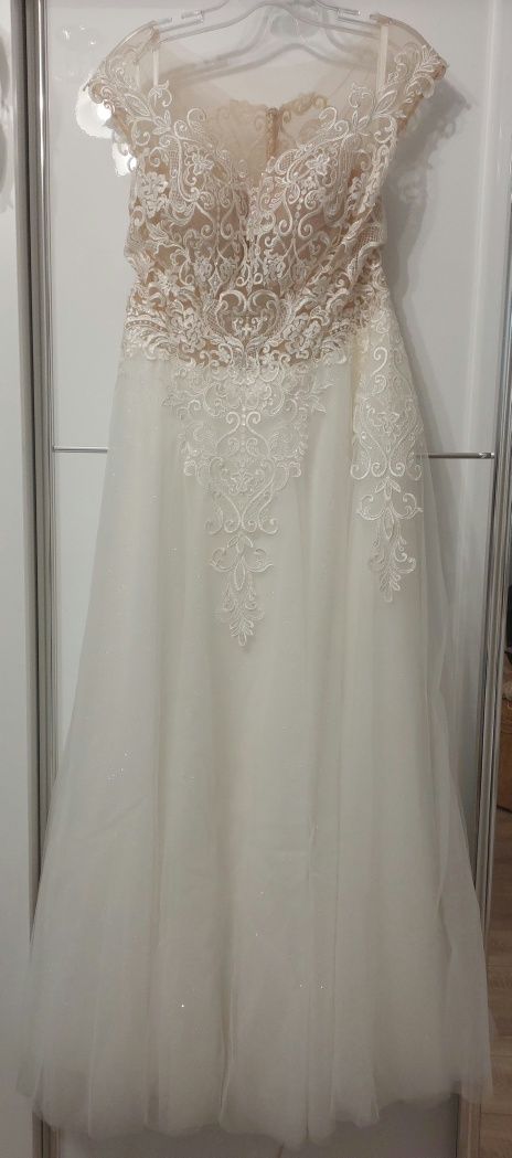 Suknia ślubna ivory