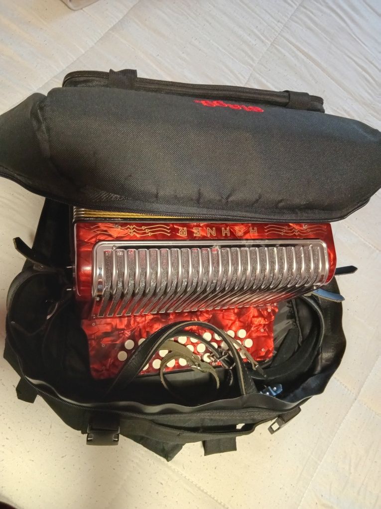 Concertina Hohner em sol do fa