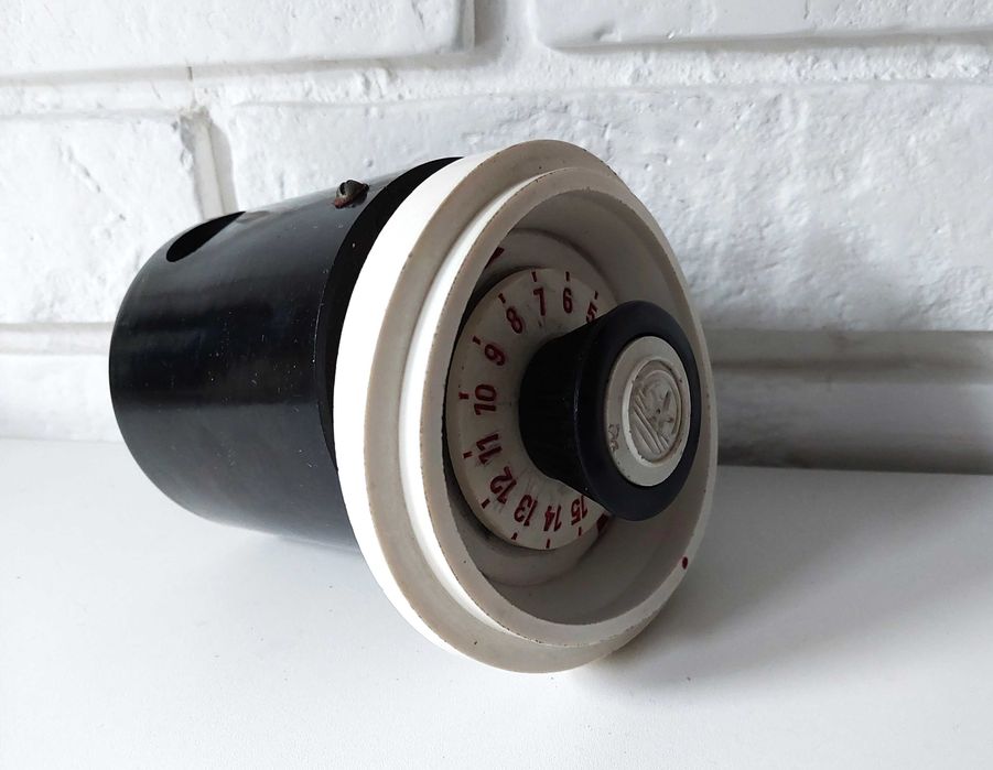 Pamiątki z PRL-u - Wyłącznik czasowy do pralki rok prod 1963