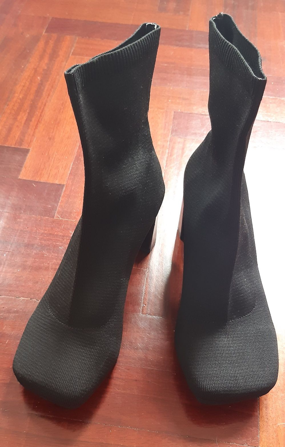 Botas malha preta