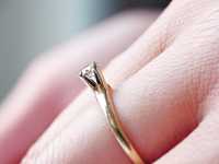 pierścionek złoty z brylantem zaręczynowy 0,25 ct VS/H CERTYFIKAT
