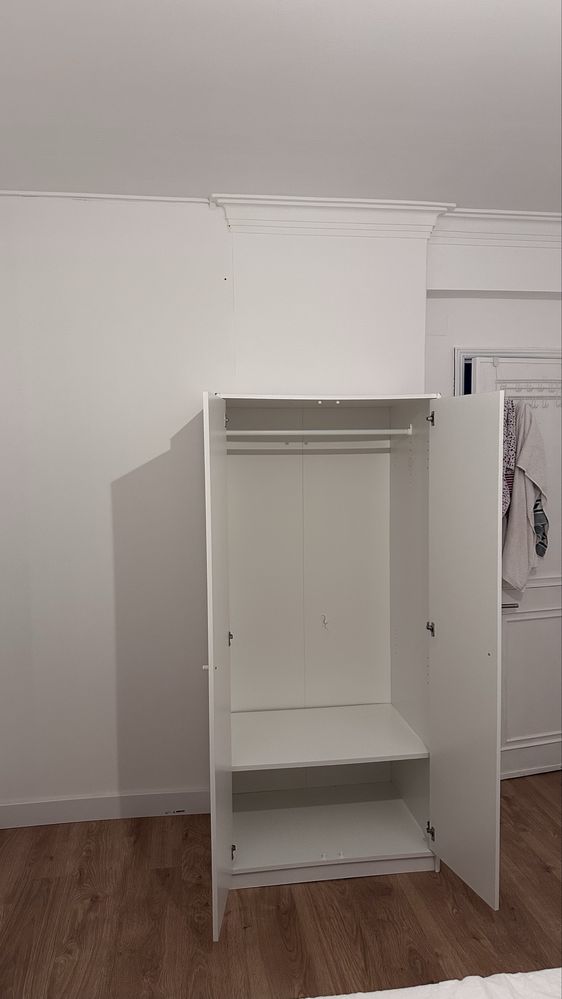 Roupeiro branco