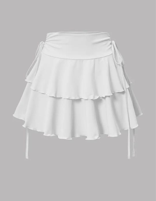 нова біла міні спідничка