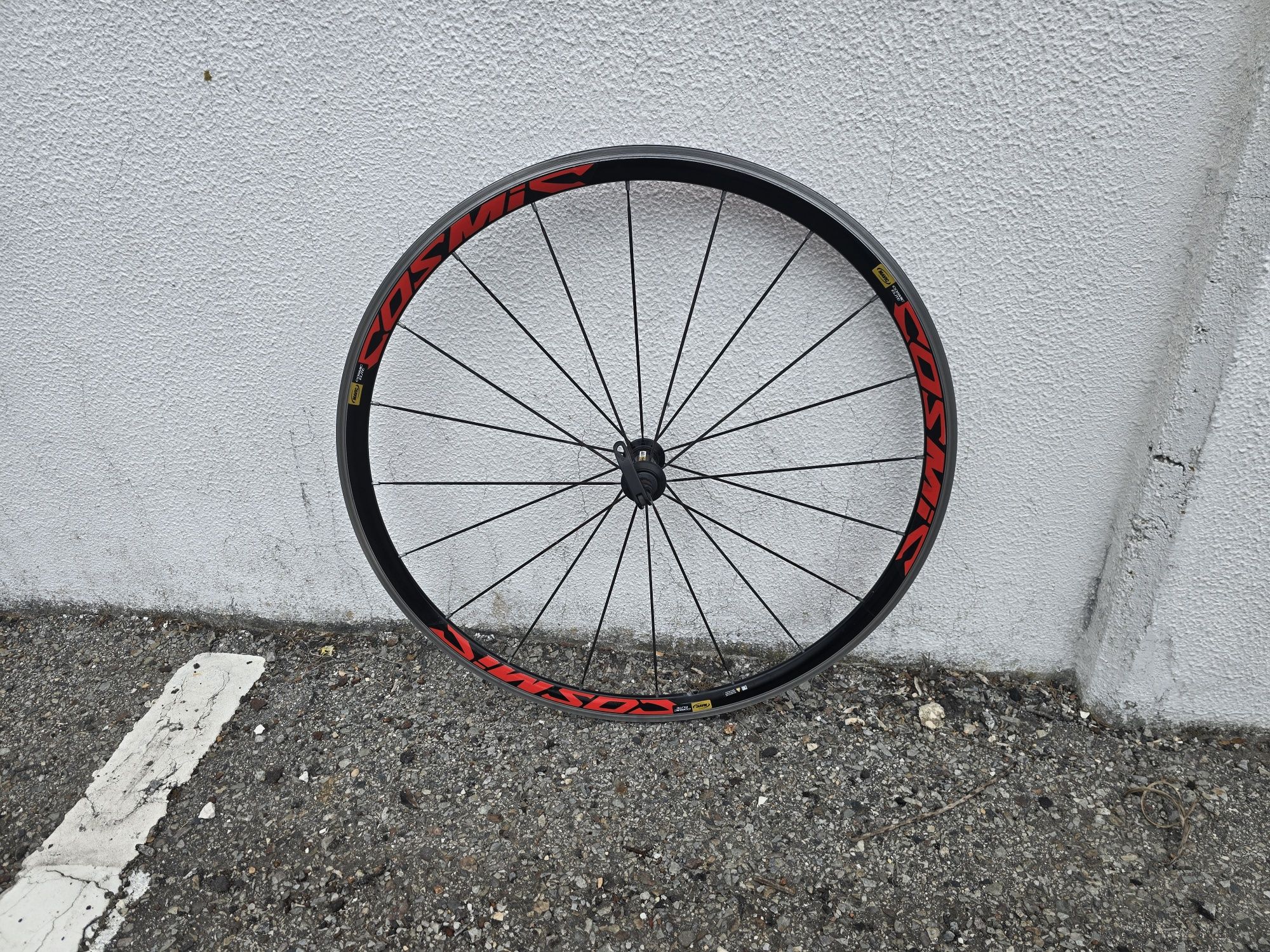Roda da frente mavic cosmic
