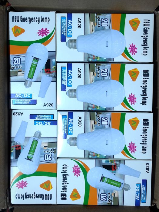 Лампа на акумуляторах кемпінг стандартний цоколь блекаут світильни