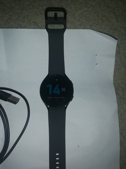 Sprzedam Samsung Galaxy Watch 4