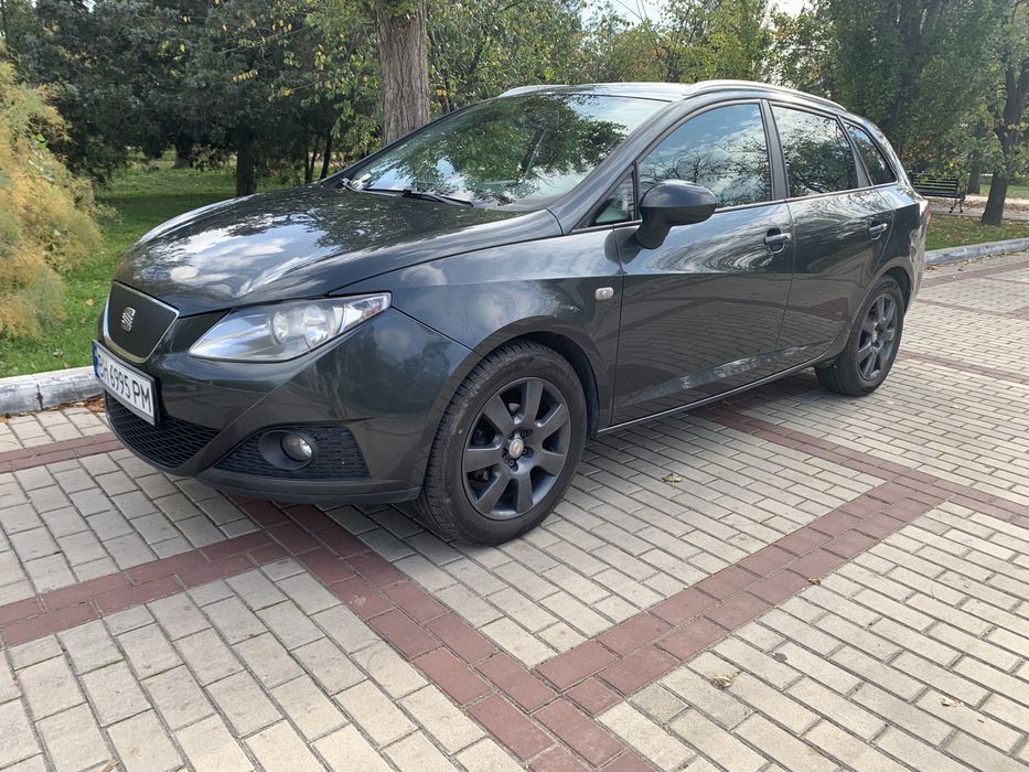 Seat Ibiza…………..