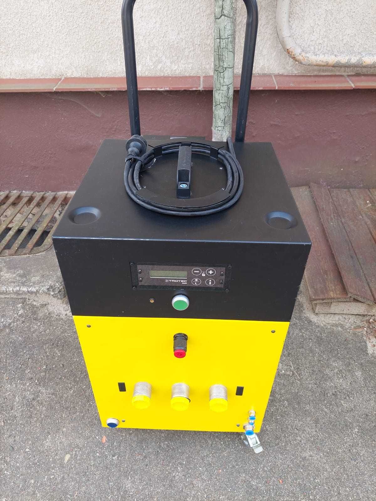 Osuszacz podposadzkowy -- TROTEC QUBE+