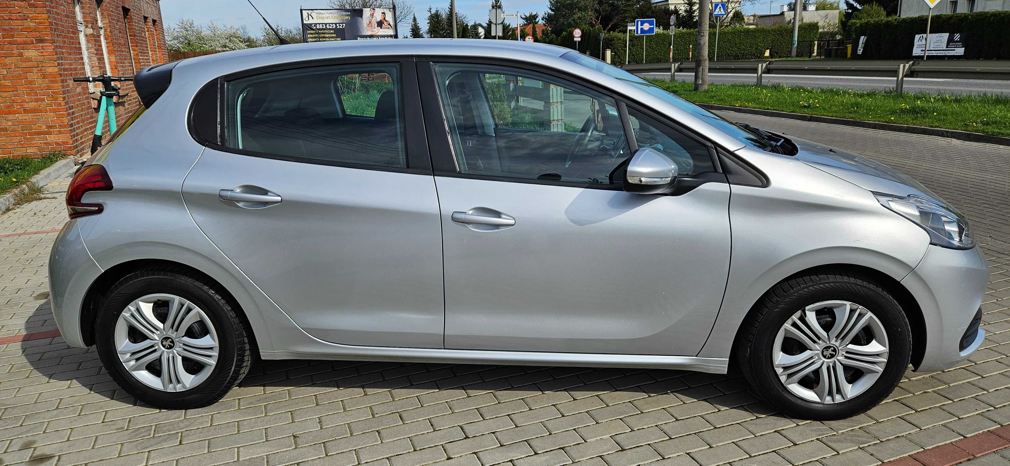 Peugeot 208 58 tys km!!! 2015r BENZYNA Bogata Opcja!! Bardzo ładny!!