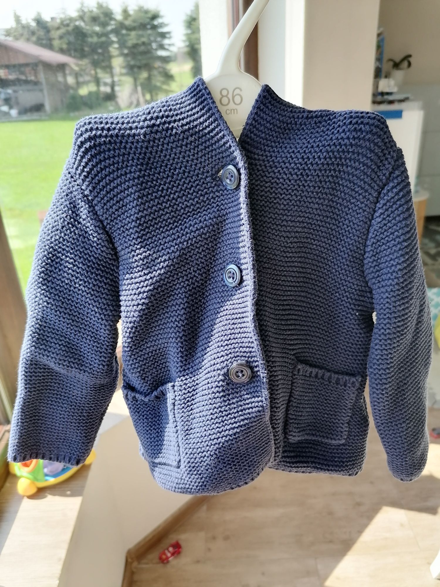 Sweterek rozpinany Gap 6-12 miesięcy wygodny elegancki kaptur