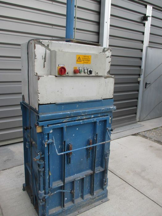 belownica prasa do makulatury foli