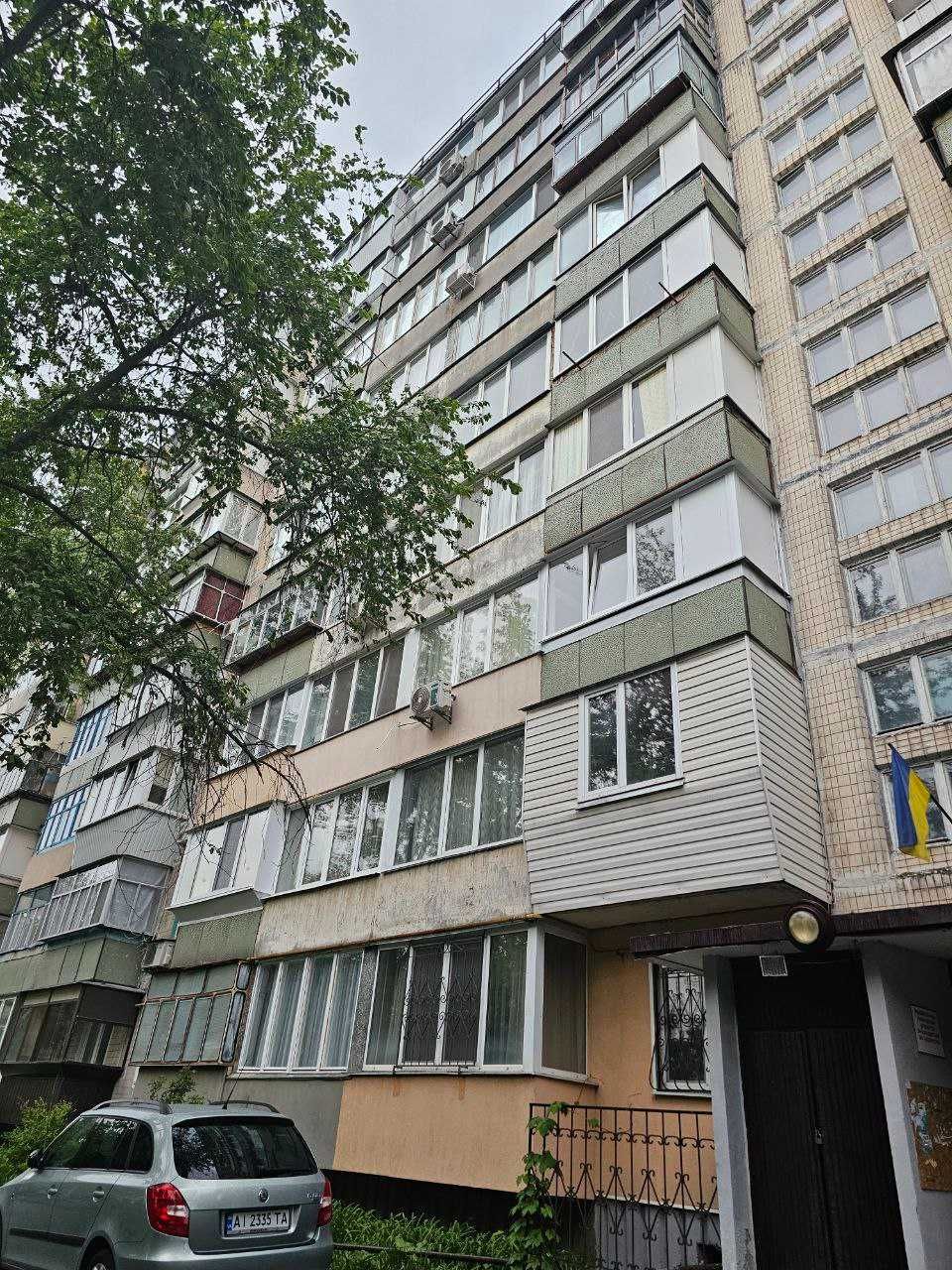 Бровари. Продам 1к квартиру в центрі з видом на парк Перемога