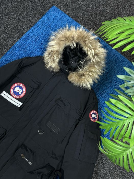пуховик Canada goose  парка плащ куртка Napapijiri розмір M