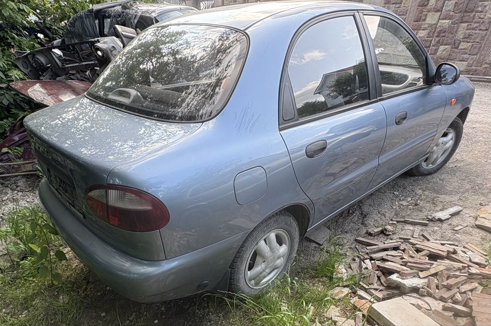 Daewoo Lanos Sens  1.3/ 1.4 двигуни в зборі є все дзвоніть домовимось