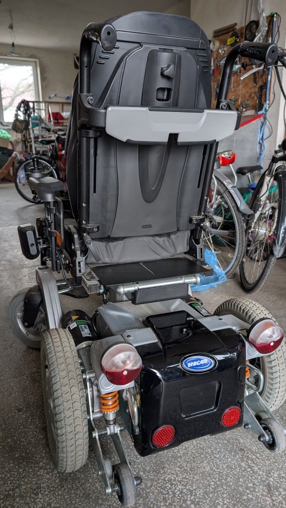 Wózek inwalidzki elektryczny invacare
