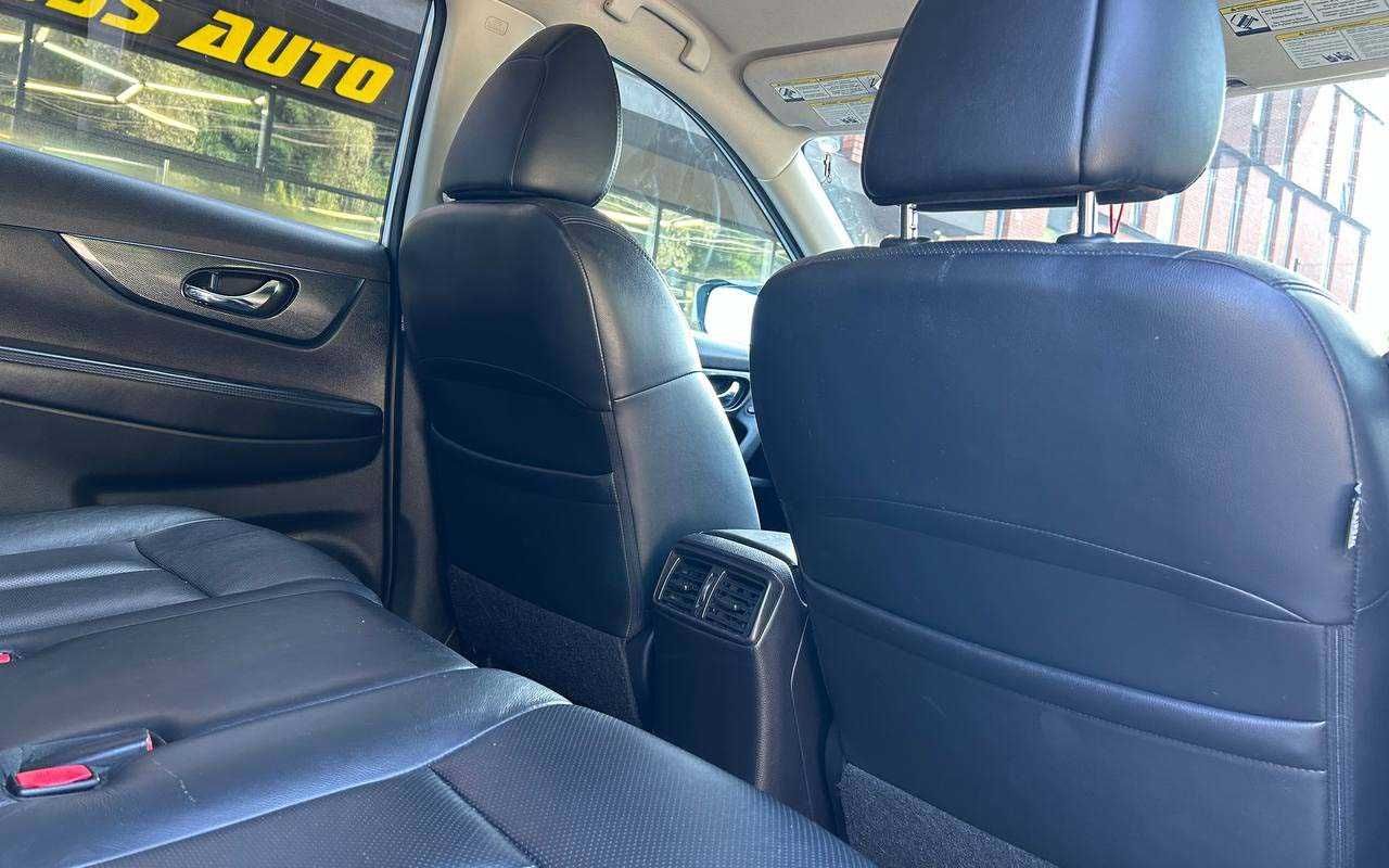 Nissan Rogue 2015
