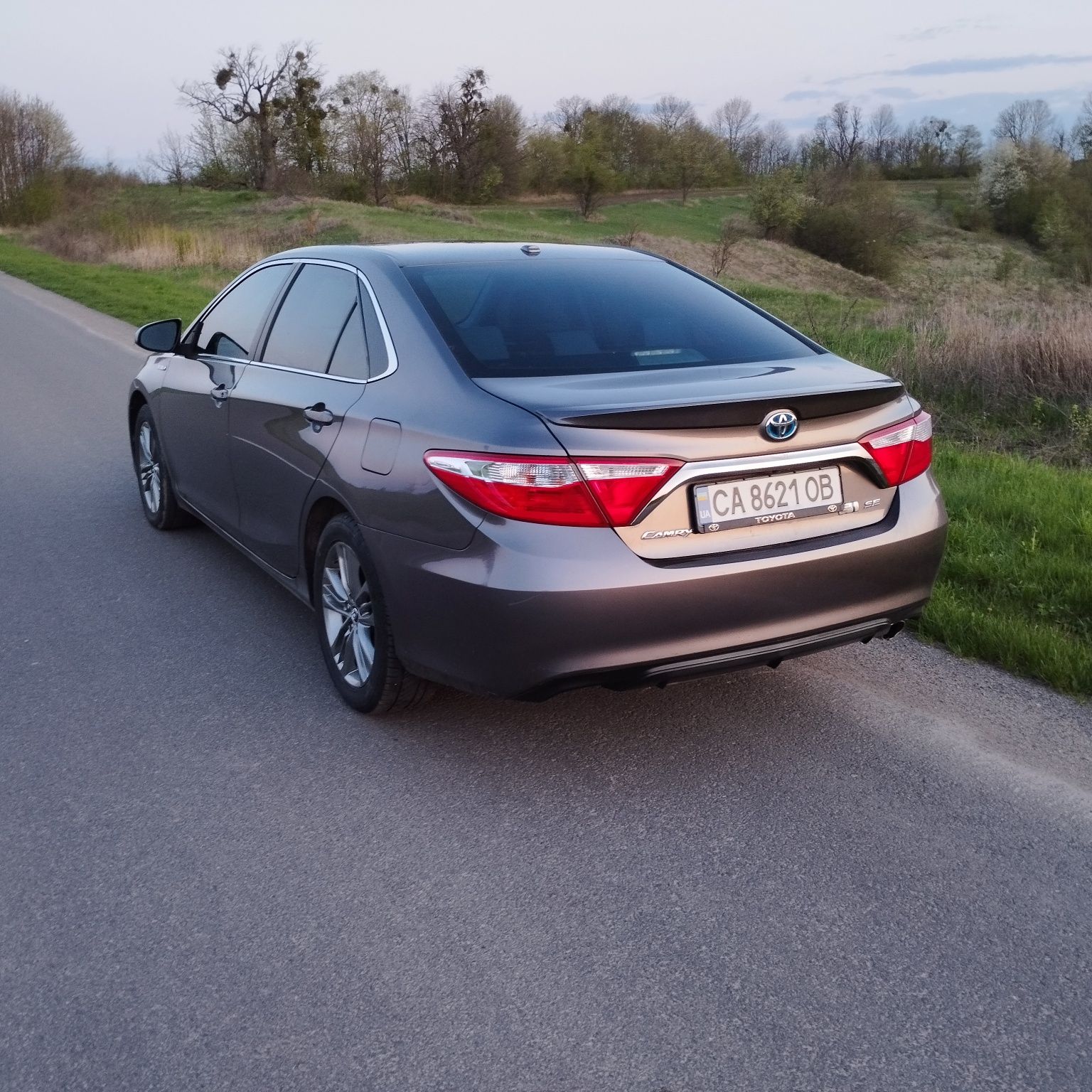 Toyota Camry 55 Hybrid 2016