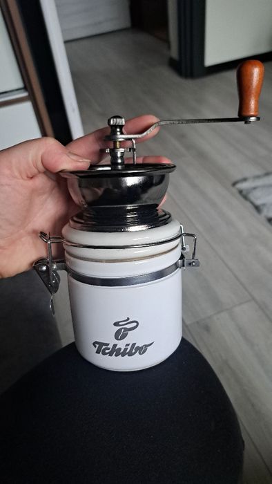 Młynek do kawy Tchibo