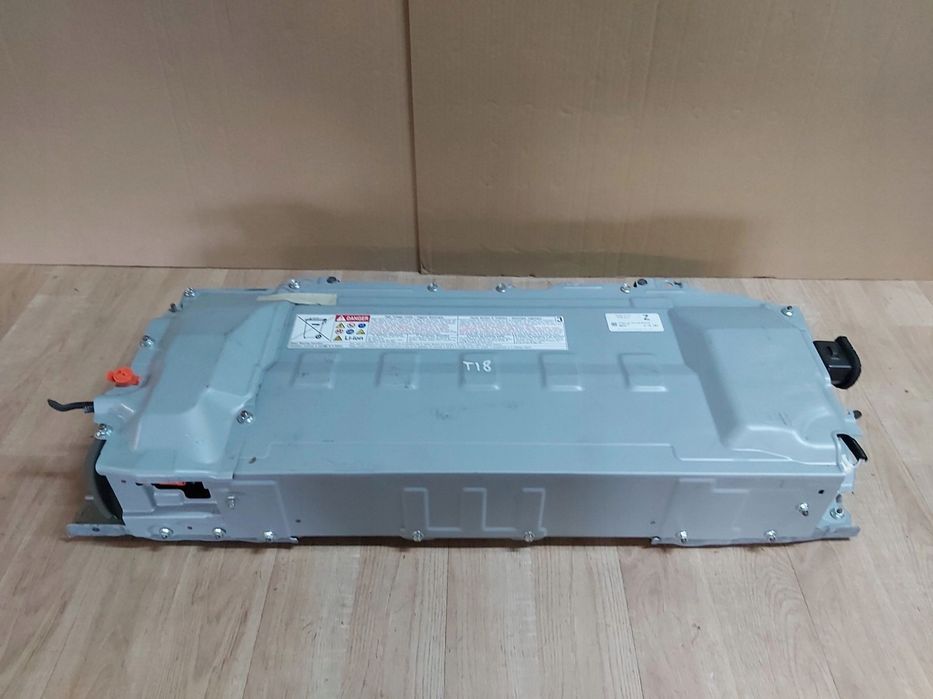 Toyota C-HR Lift Bateria akumulator 1,8 2022r Prius Corolla E21