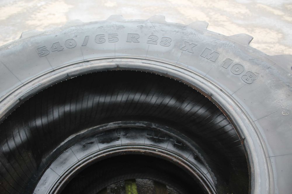 Opona 540 65 r28 cena za cały komplet 650 65 r38