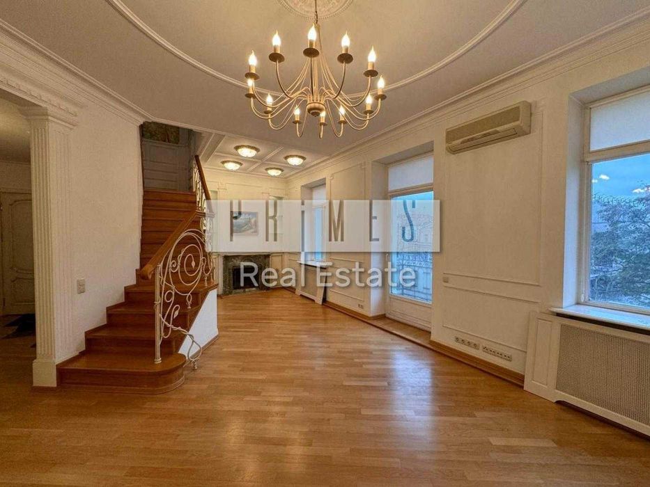 Продаж дворівневої 4к квартири, вул. Рейтарська 34, Золоті Ворота