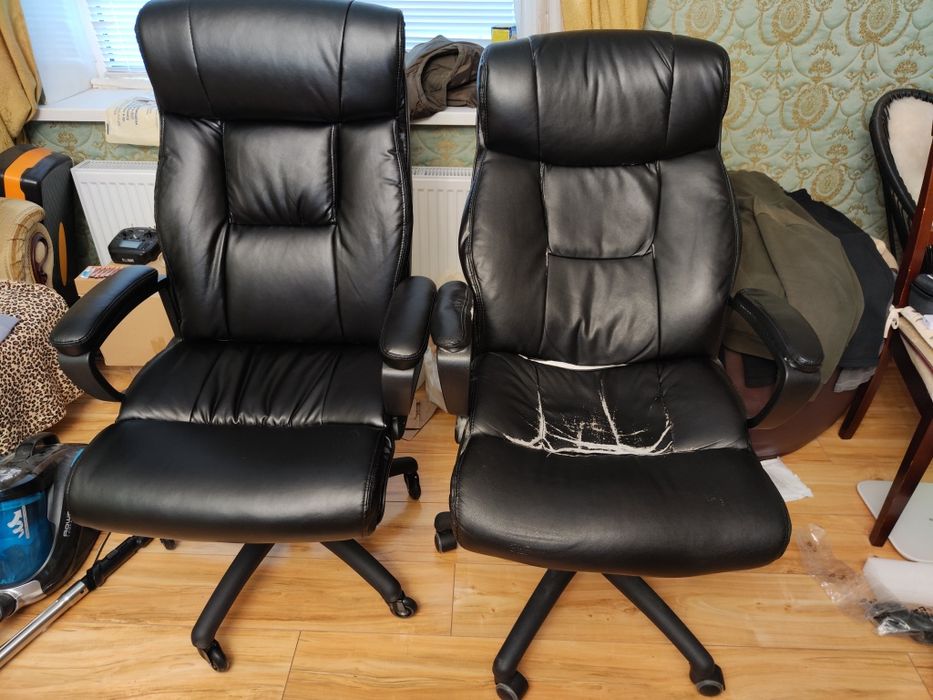 Крісло офісне TJELE чорне, штучна шкіра (потребує ремонту)