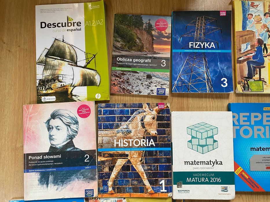 30x podręczniki liceum, gimnazjum, szkoła podst: hist mat fiz chem...