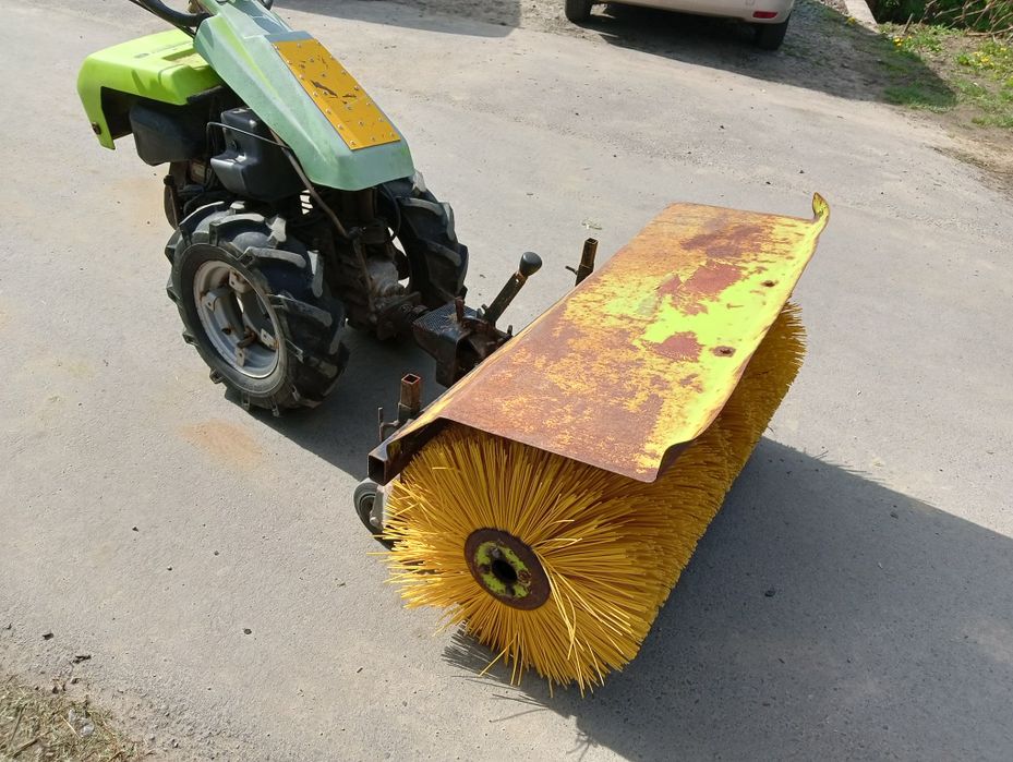 Traktorek jednoosiowy, glebogryzarka ,dzik, odsniezarka Grillo profesj