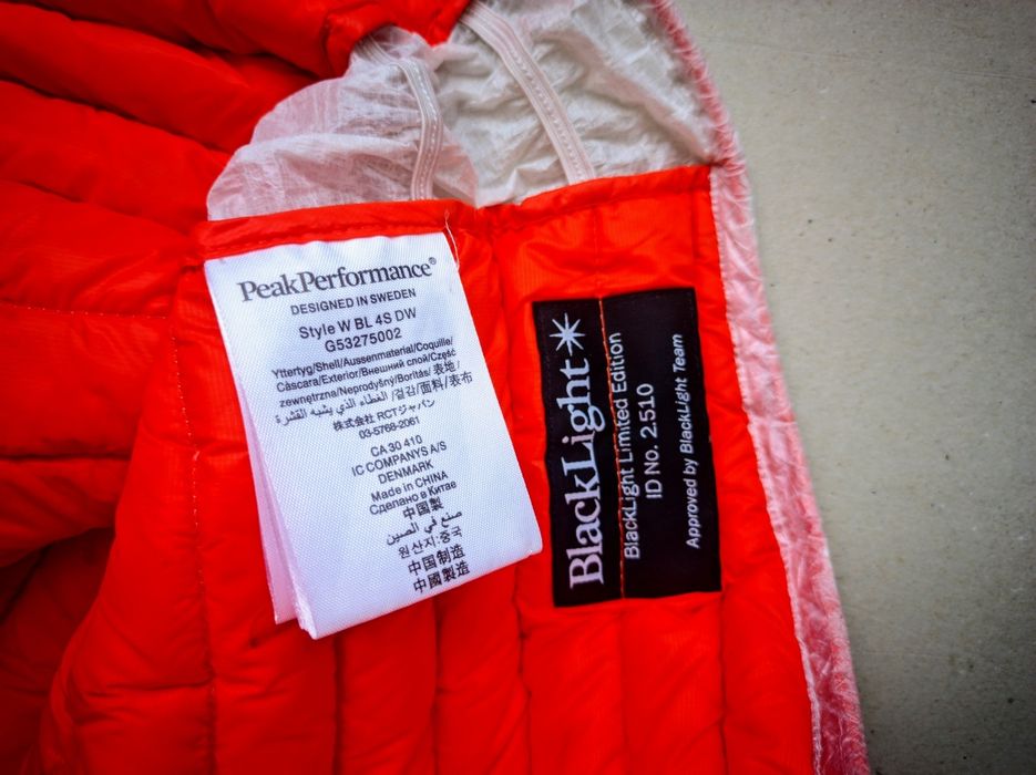 Kamizelka Peak Performance Dyneema - XS - 90% puch Ultralight