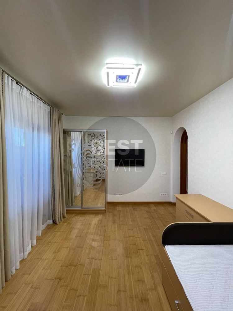 Продам дом пос. Кирова, Салтовка, Ак. Павлова , 180 м2 , 6 соток