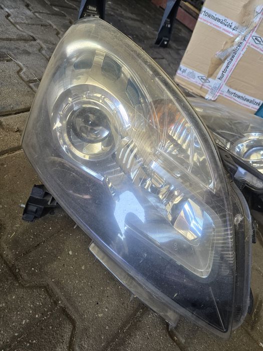 Lampa koleos 1 biksenon prawy i lewy przód